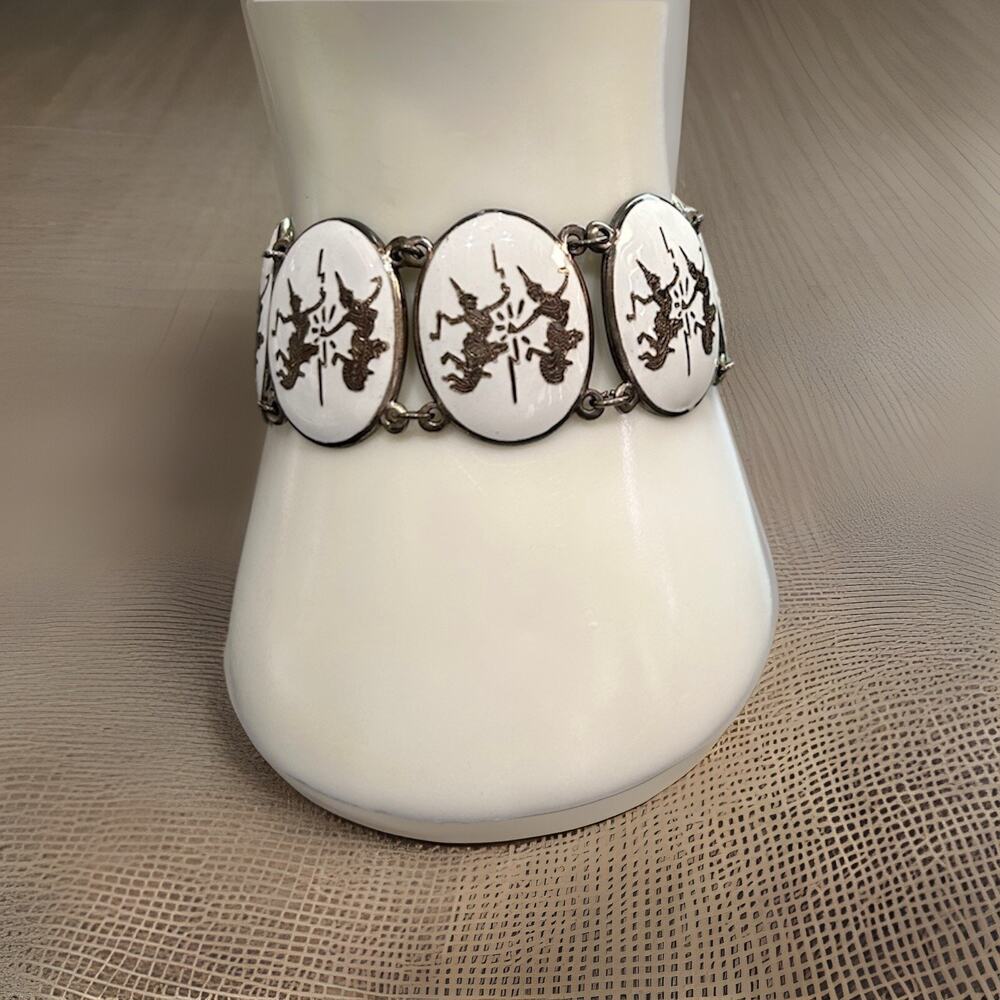 Beautiful Vintage Siam Sterling Niello Design Enamel Panel Bracelet.
